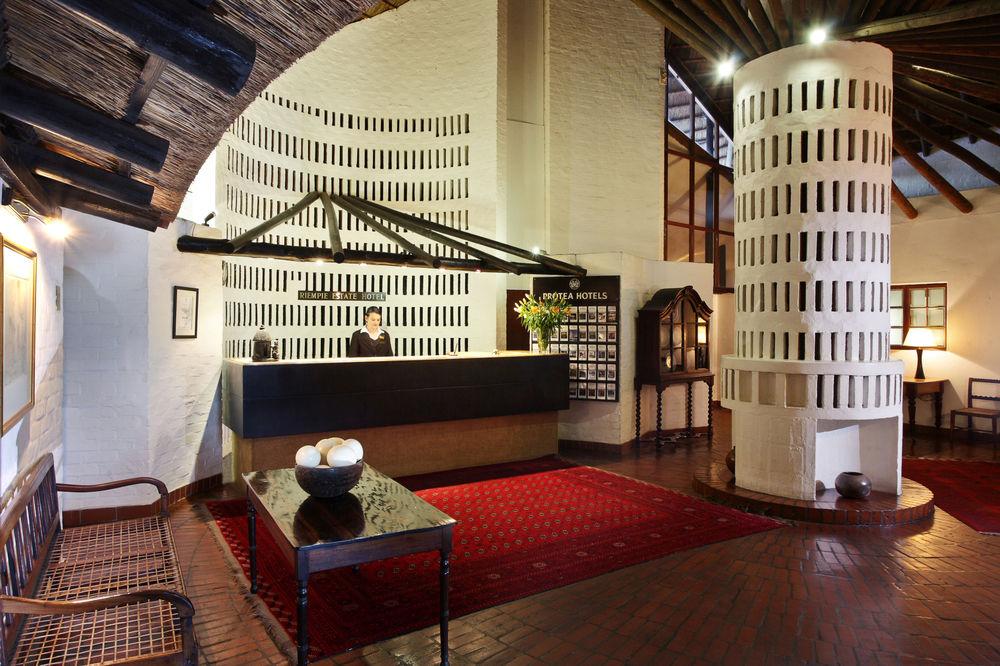 Protea Hotel By Marriott Oudtshoorn Riempie Estate Luaran gambar