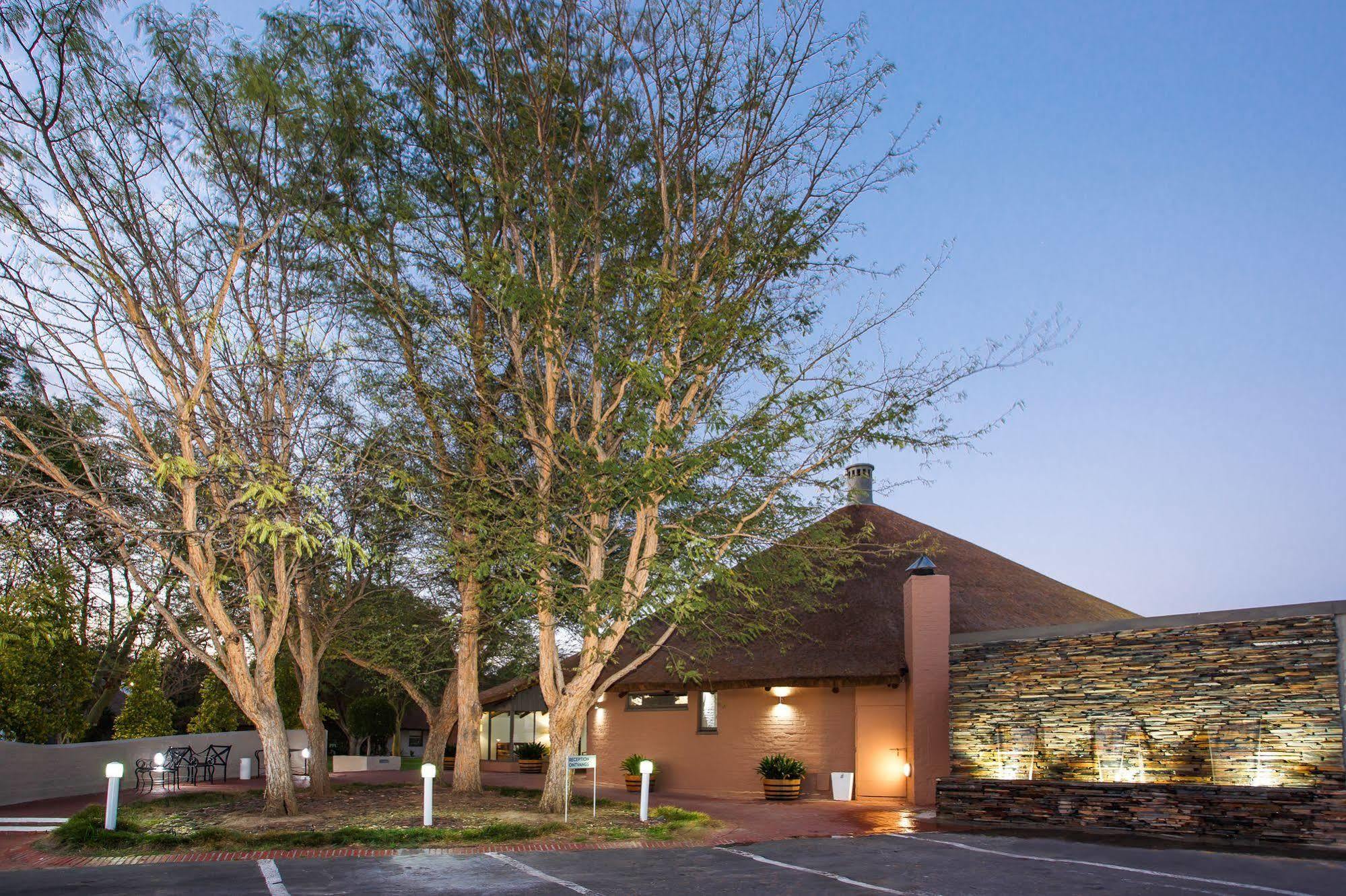 Protea Hotel By Marriott Oudtshoorn Riempie Estate Luaran gambar