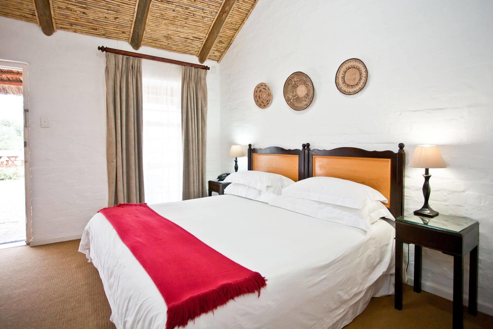 Protea Hotel By Marriott Oudtshoorn Riempie Estate Luaran gambar
